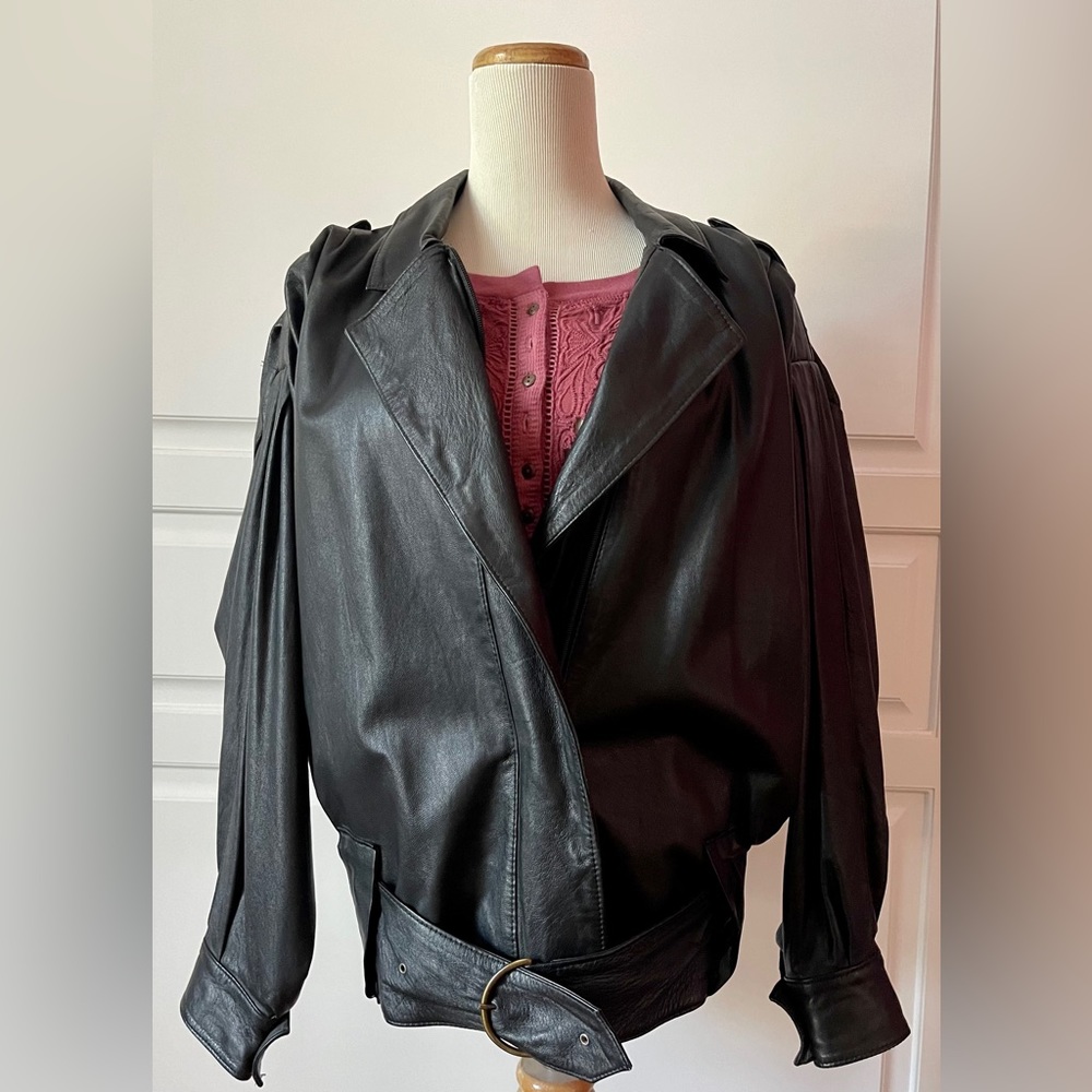 One-of-a-Kind Vintage Leather Jacket from Italy (size M)